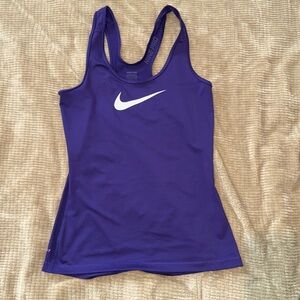 Nike pro top